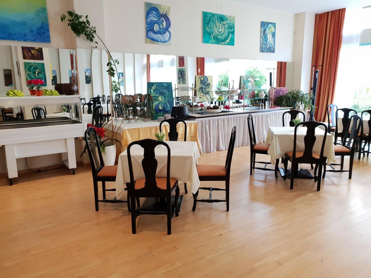 Parkhotel Krems Exterior photo